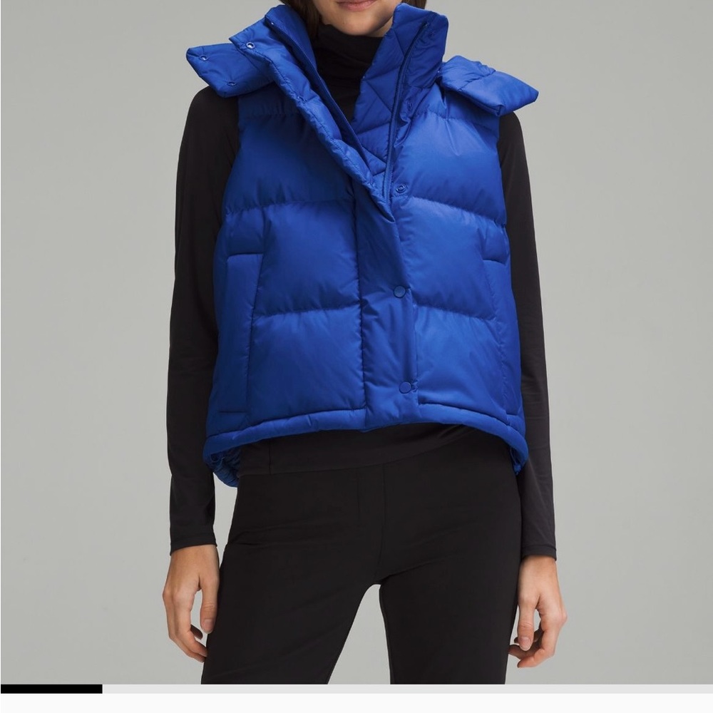 lululemon athletica RED Quilted Puffer Vest with Hood - Picture 5 of 9